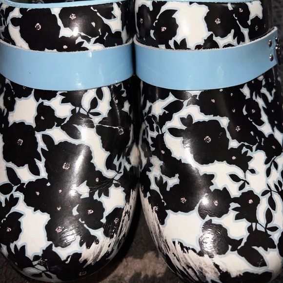 Koi by Sanita Blue Floral Original Danish Clogs Size 39 (7.5-8) - Picture 2 of 7